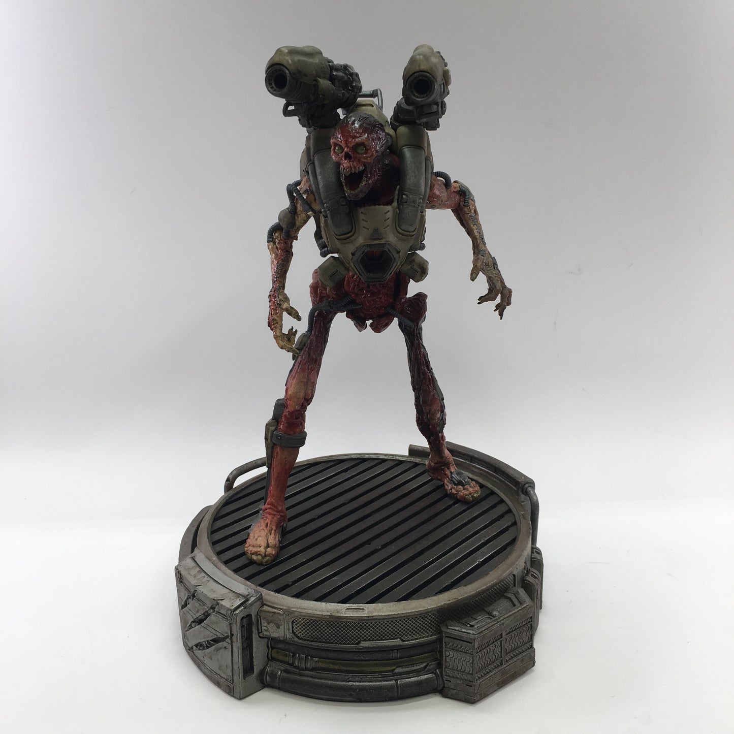 Doom [Collector's Edition] (PC, 2016) Revenant Statue, Box, Game, No Cards