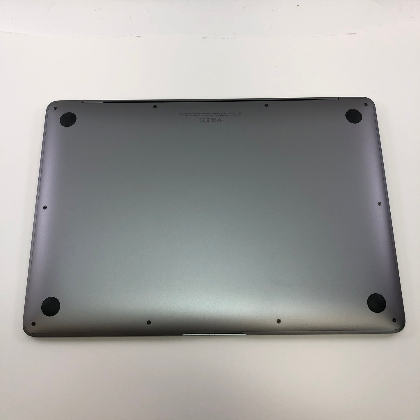 2020 Apple MacBook Air 13.3" M1 7C GPU 3.2GHz 8GB RAM 256GB SSD A2337