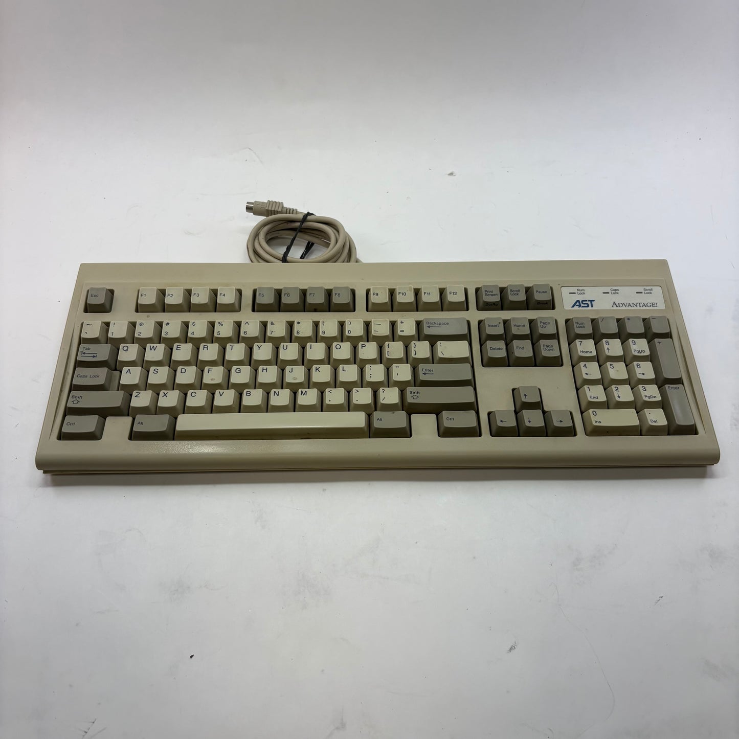 AST Advantage Adventure Desktop PC 6066D