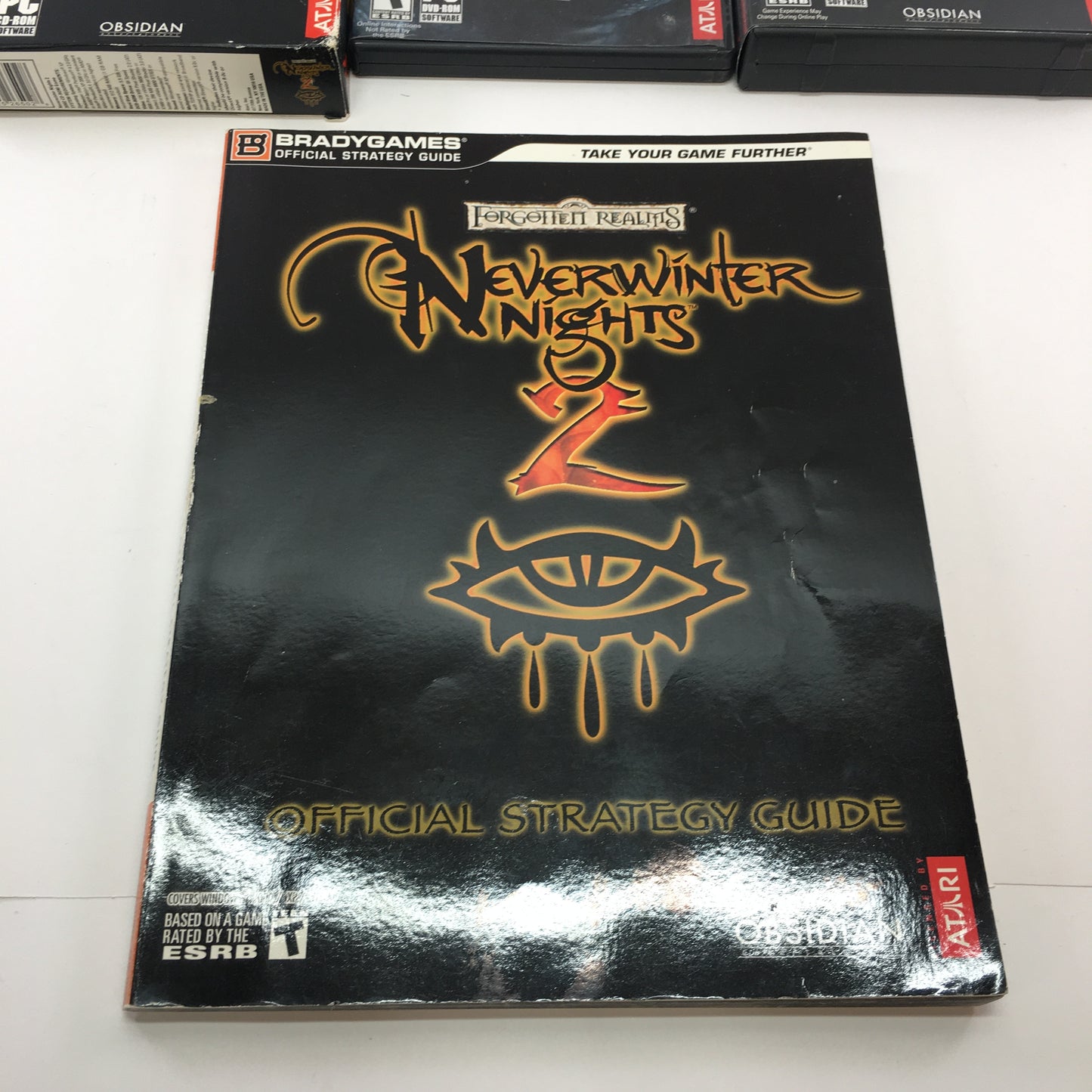 Neverwinter Nights 2 w/ Expansions and BradyGames Strategy Guide for PC