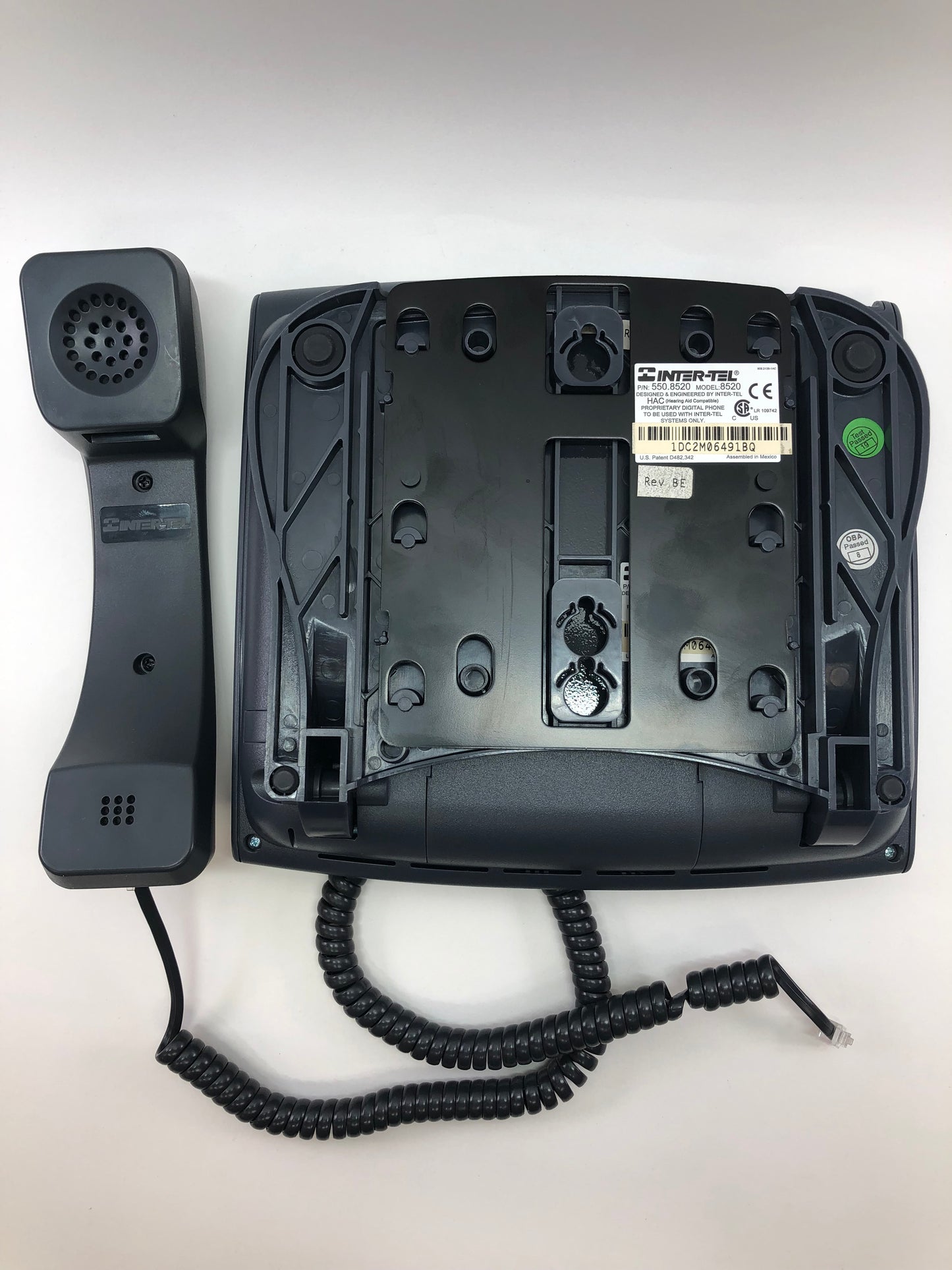 Lot of 2 - Inter-Tel Axxess 8520 Wired Business Telephone 550-8520