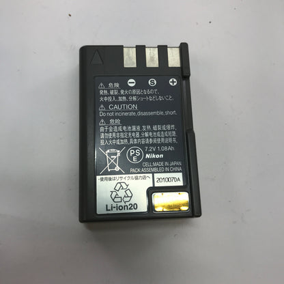 Nikon D3000 10.2MP DSLR Camera  w Carrying Bag Tested and Working