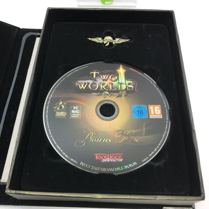 Two Worlds [Collector's Edition] (PC, 1999) w/ Double Sided Map and Pin