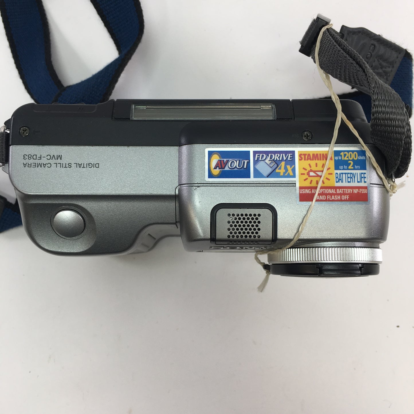 Sony FD83 Digital Still-Camera MVC-FD83 w Neck Strap