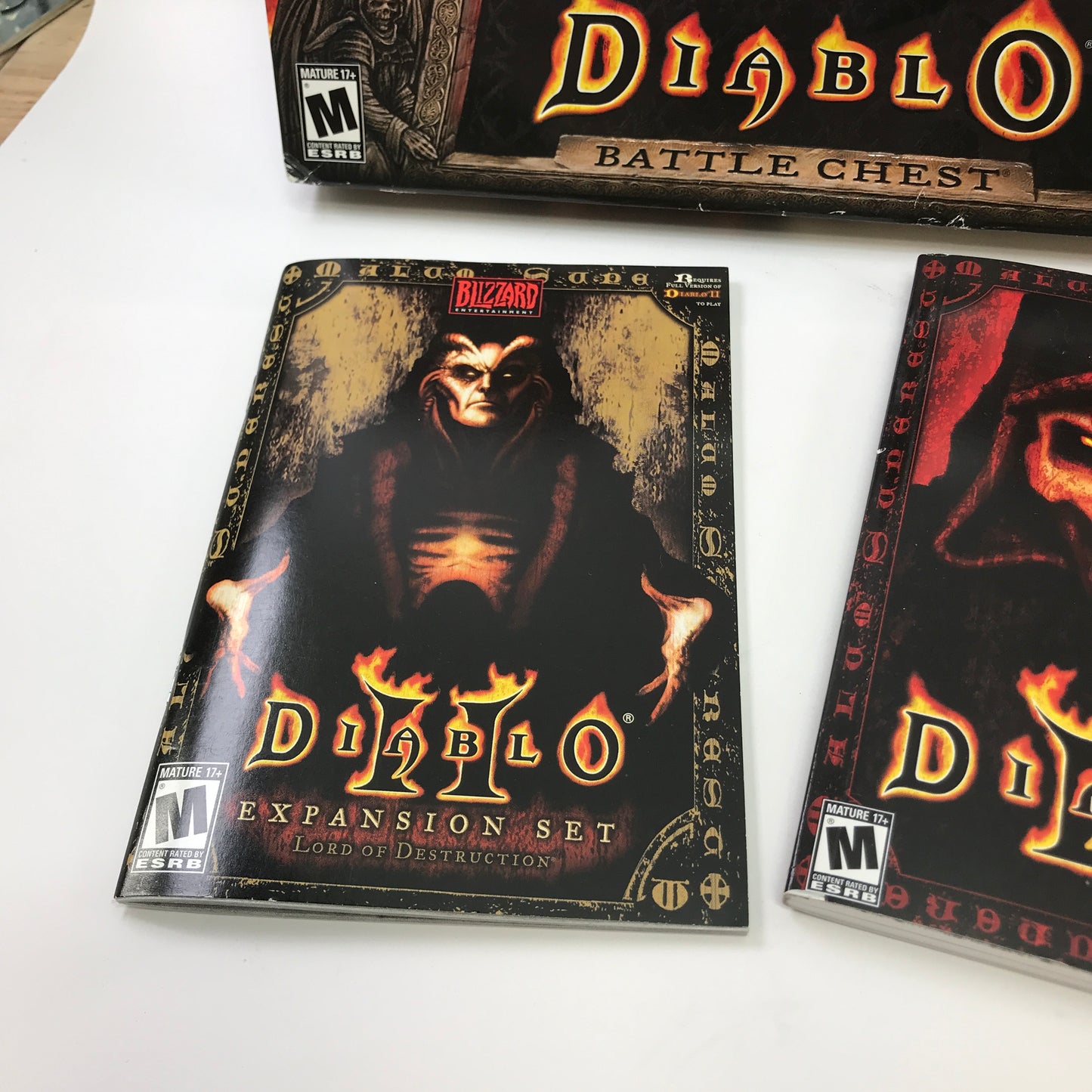 Diablo [Battle Chest] (PC, 2001) Complete in Original Box w/ Strategy Guide, CIB