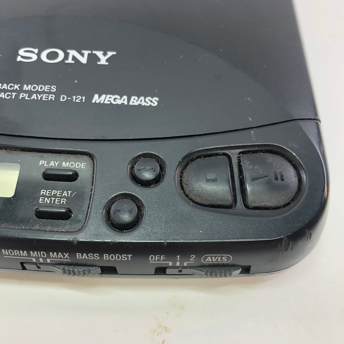 Broken Sony Discman CD Compact Player D-121 MEGA BASS No Power READ