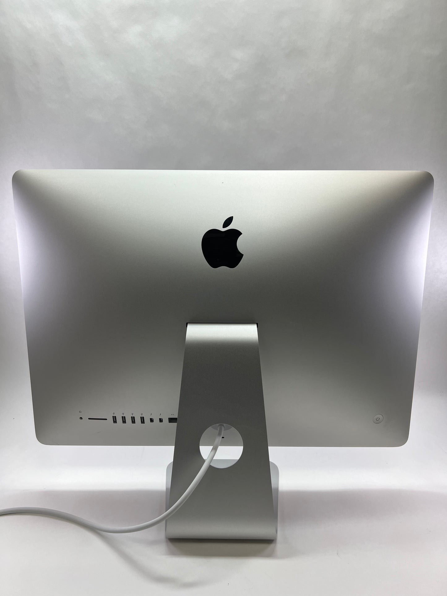 2015 Apple iMac 21.5" i7 3.1GHz 8GB RAM SSD Silver A1419