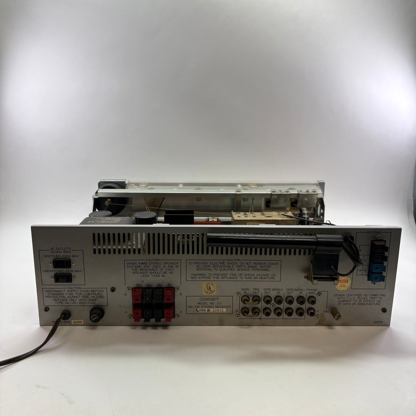 Broken Concept 3.5 AM/FM Stereo Receiver Read Description