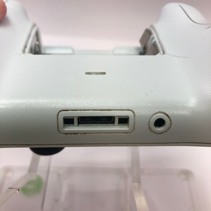 Used Lot of 4 Microsoft Xbox One Wireless Controllers Tested and Working