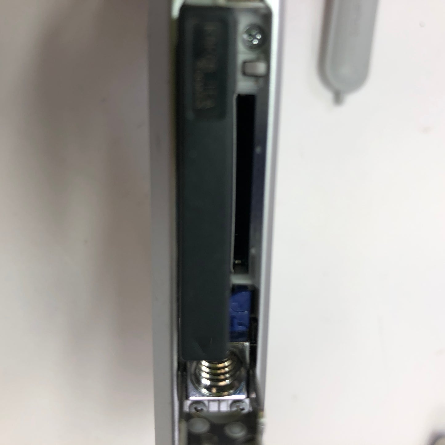 Sony Cybershot DSC-T77 MKM 10.1MP Digital w Instruction Manual 