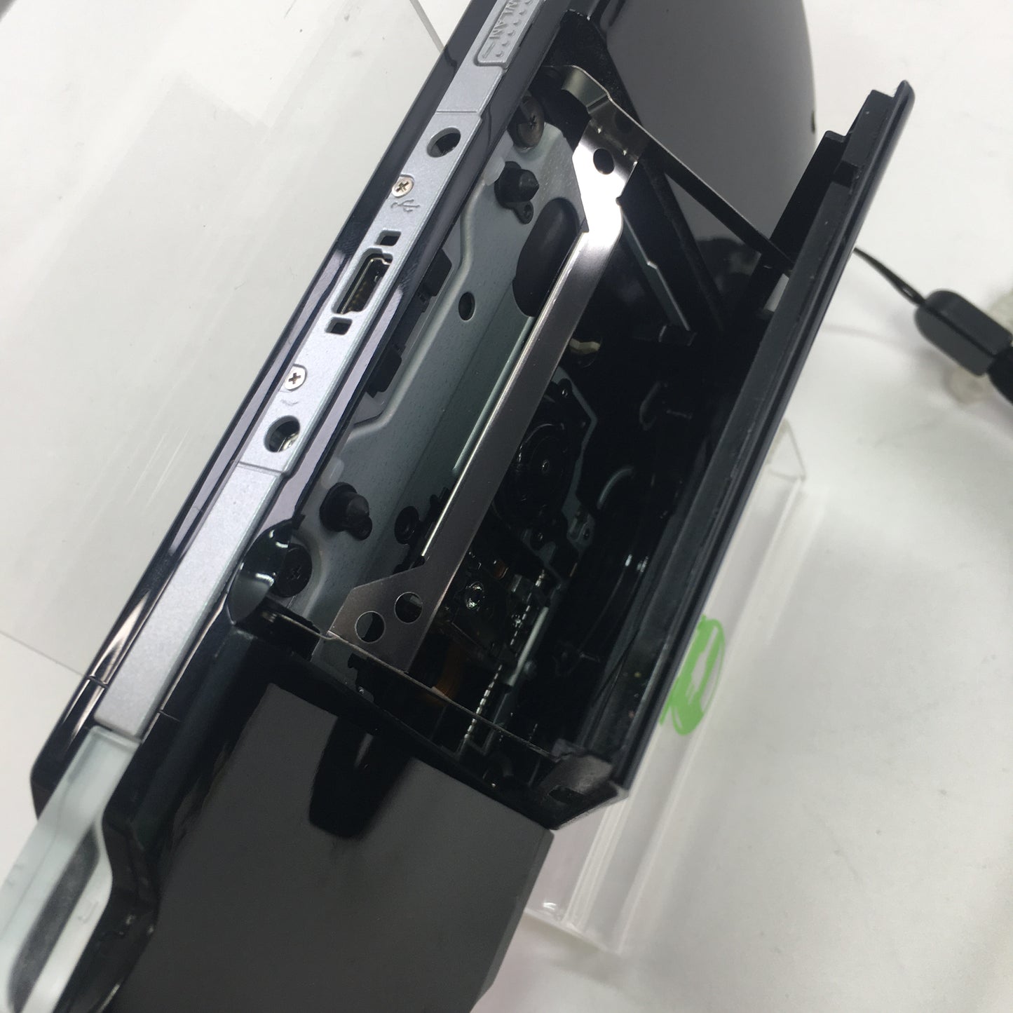 Sony Playstation Portable PSP PSP-2001 Black w OEM Charger Loco Roco 2