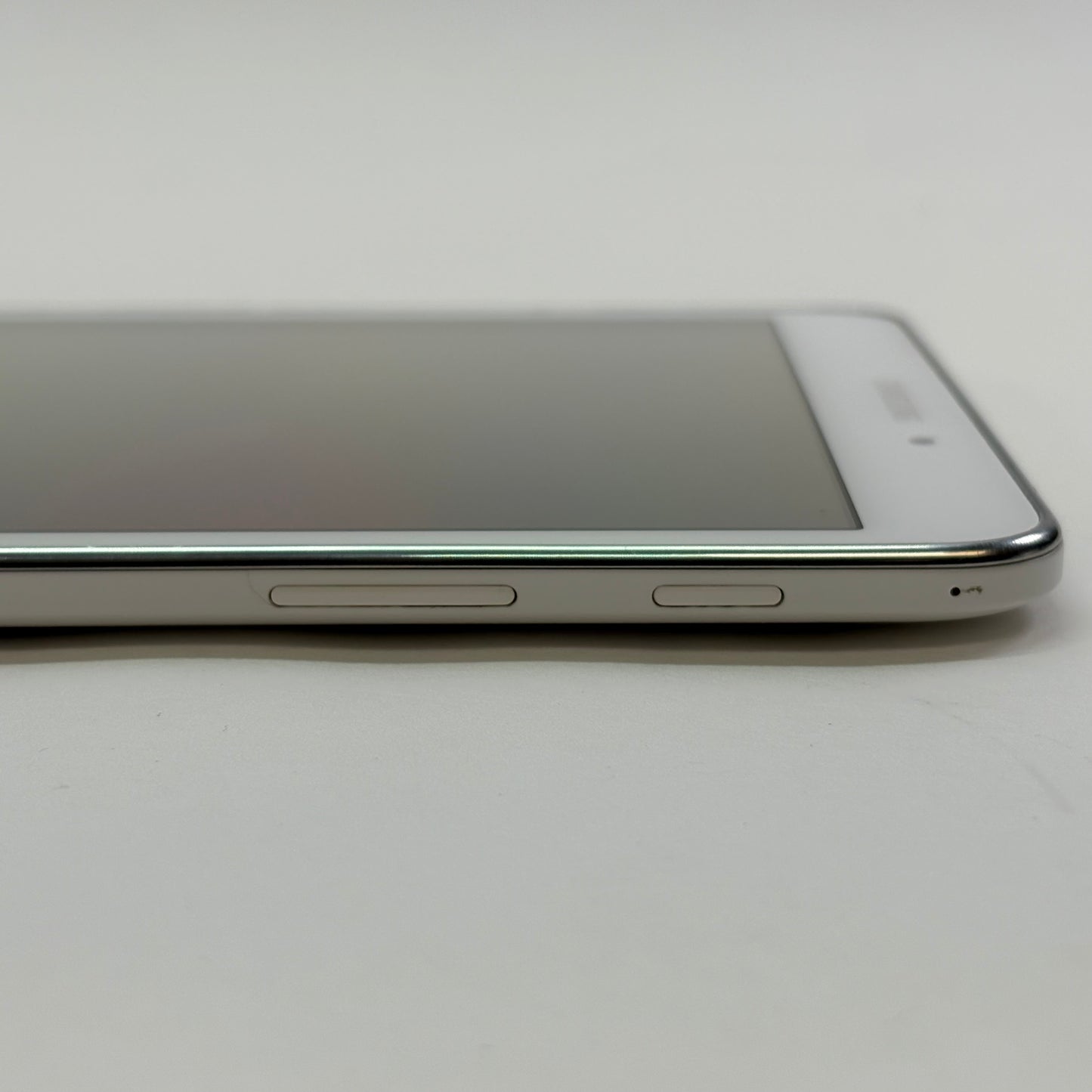 WiFi Only Samsung Galaxy Tab 4 7.0" 8GB white SM-T230/T231/T237