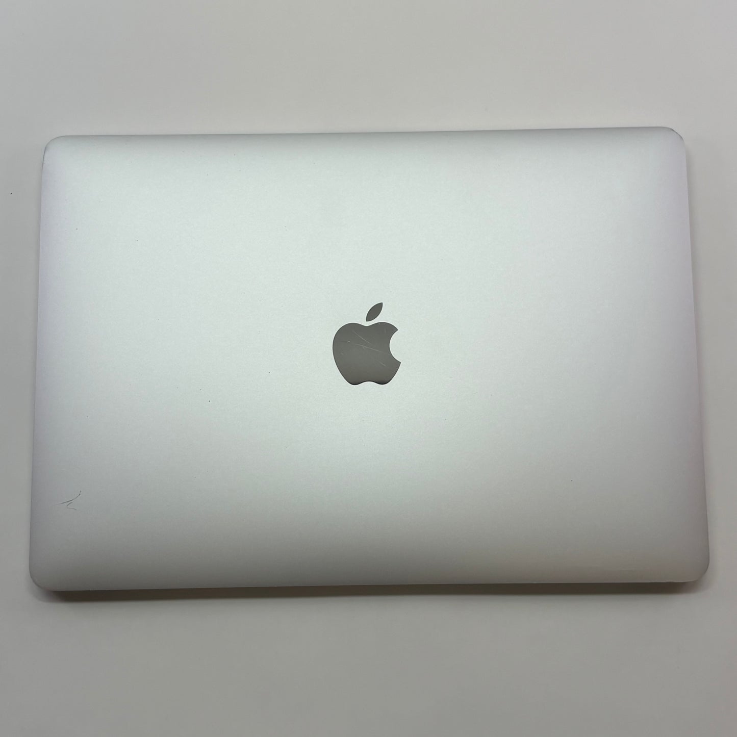 2017 Apple MacBook Pro 13.3" i5 3.1GHz 8GB RAM 256GB SSD Silver A1706