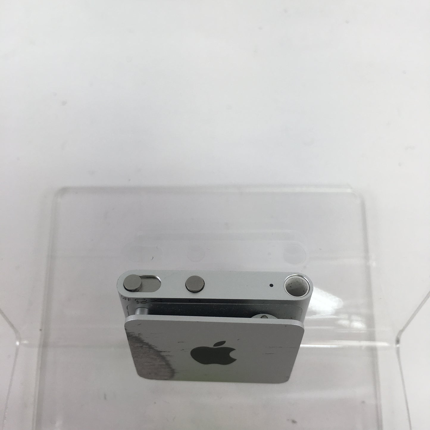 Broken Apple iPod Shuffle 4th Gen 2GB A1373 Bad Battery READ