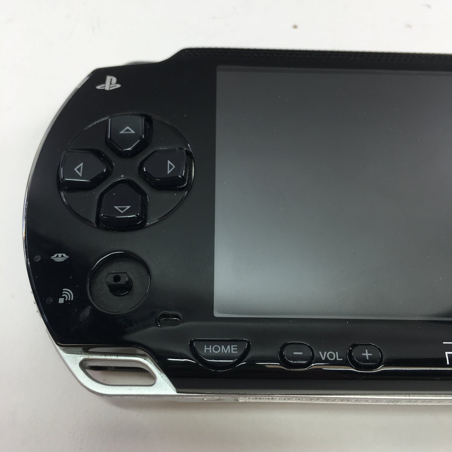Broken Sony Playstation Portable PSP PSP-1001 Handheld Game System Only READ