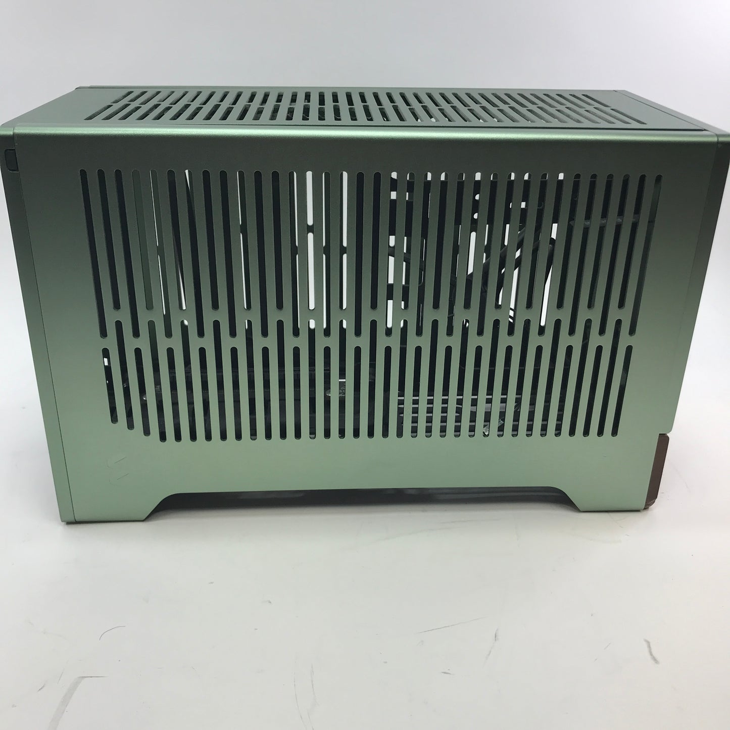Fractal Terra Mini ITX Case PC Case Graphite Walnut Front FD-C-TER1N-03