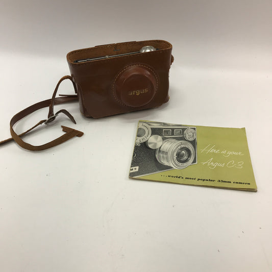 Argus C3 Colormatic Vintage Camera w Original Carrying Case and Manual