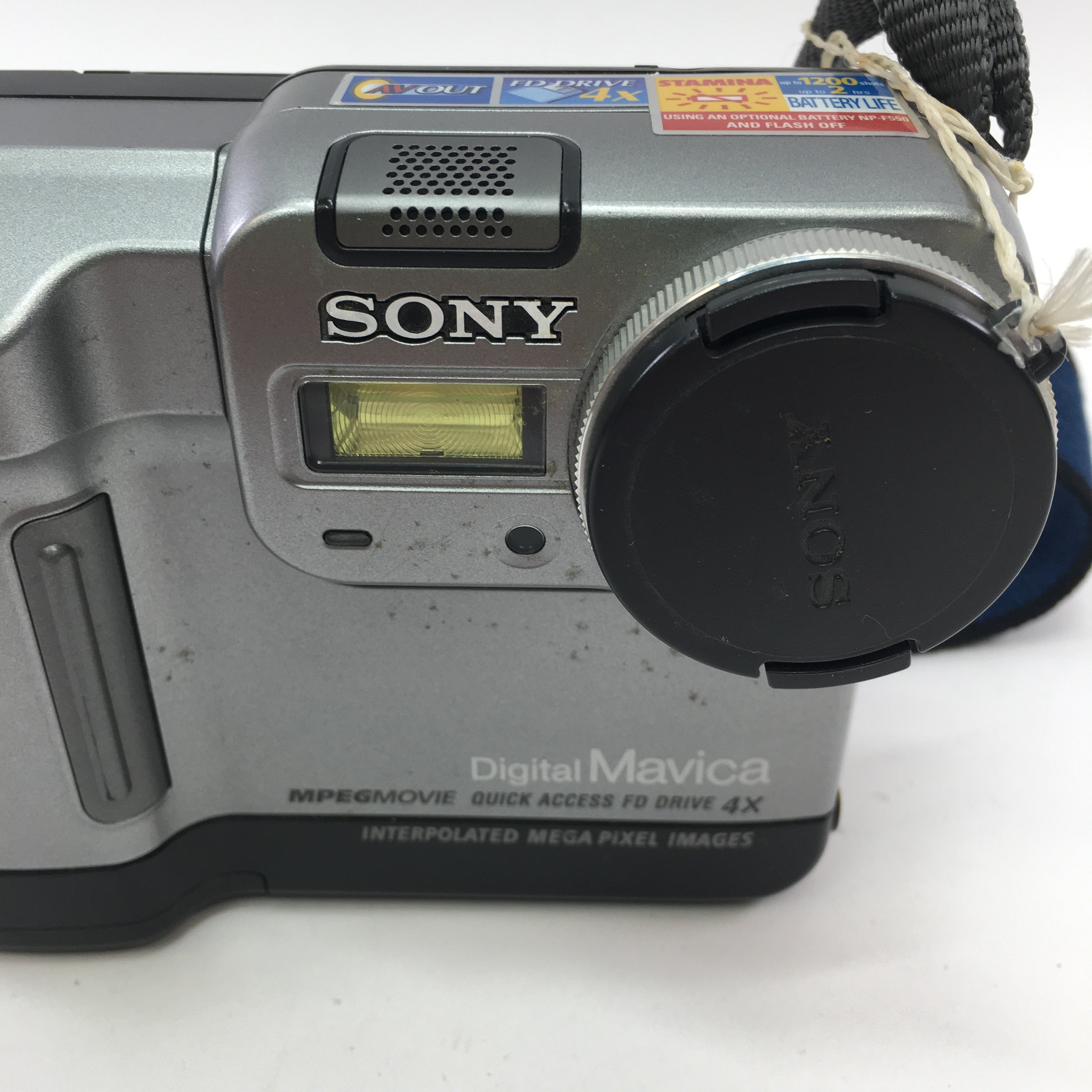 Sony FD83 Digital Still-Camera MVC-FD83 w Neck Strap – PayMore Gurnee