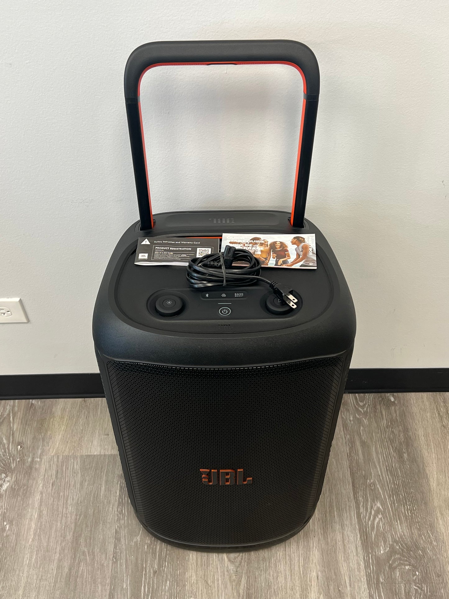 JBL 520 Party Box Portable Bluetooth Party Speaker Black N/A