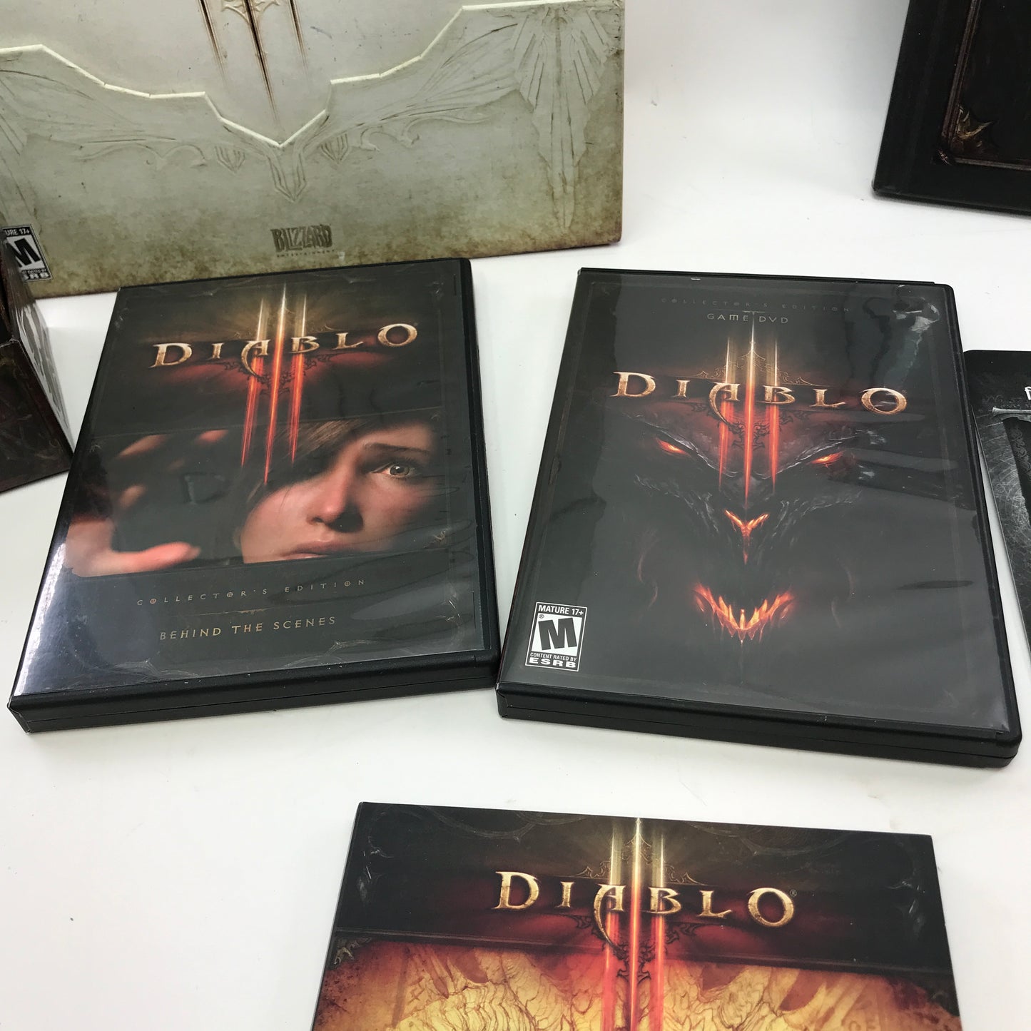 Diablo III [Collector's Edition] (PC, 2012) w USB and All Inserts