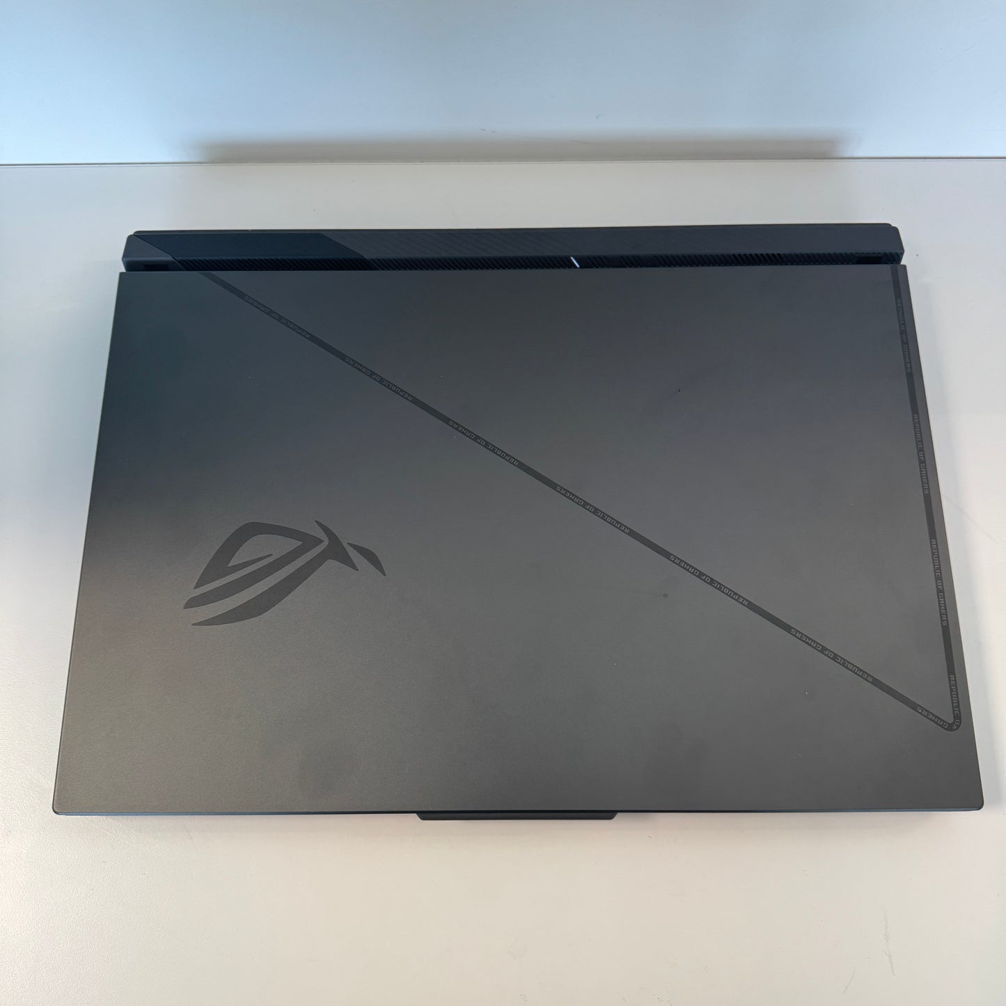 ROG Strix G i9-13980HX 2.20GHz 16GB RAM 1TB SSD Intel GeForce RTX 4070 Open Box 