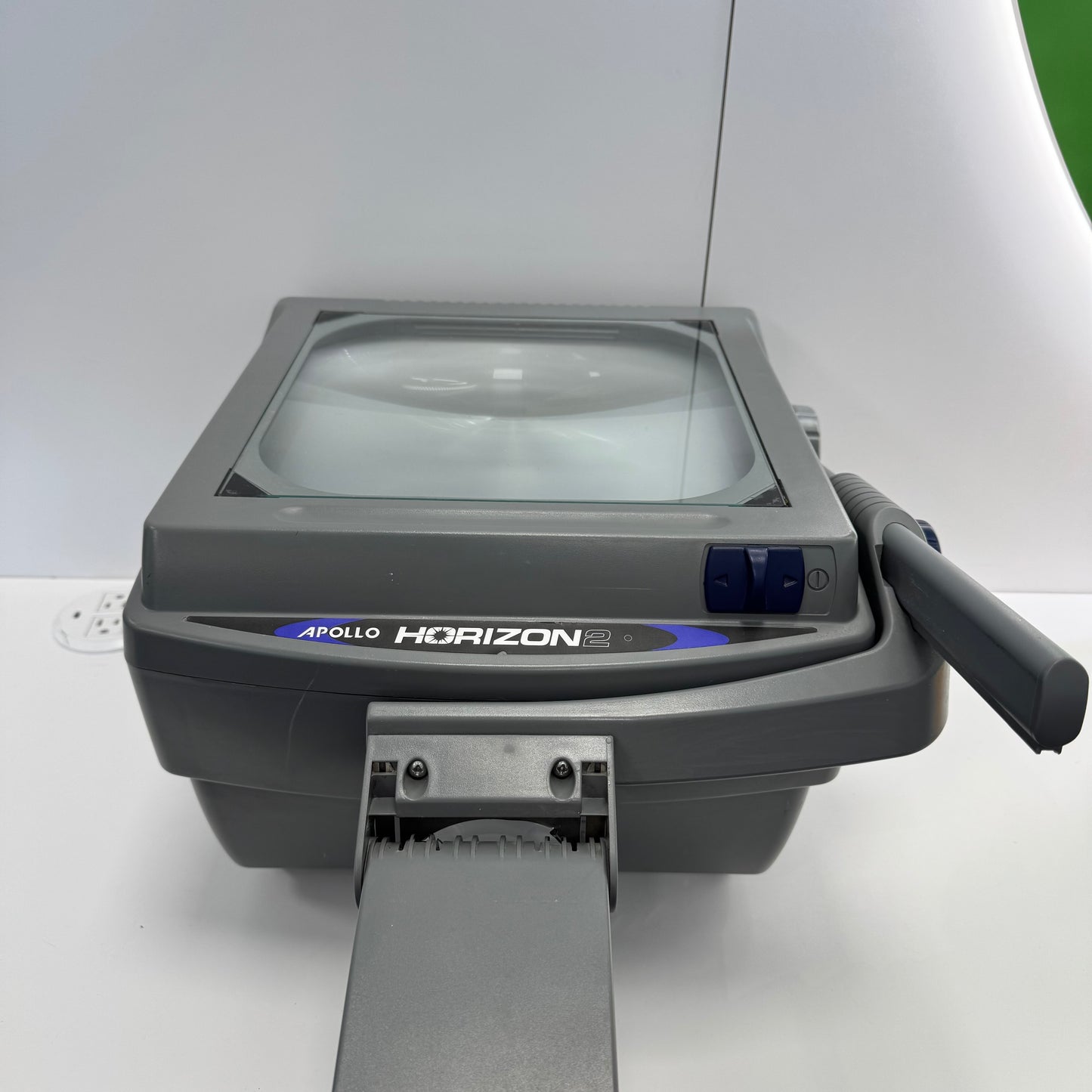 Apollo Horizon 2 2,000 Lumens Overhead Projector V16000