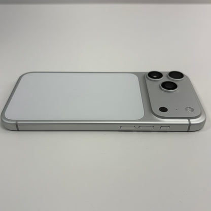 Factory Unlocked Apple iPhone 17 Pro Max 512GB Silver MFXK4LL/A
