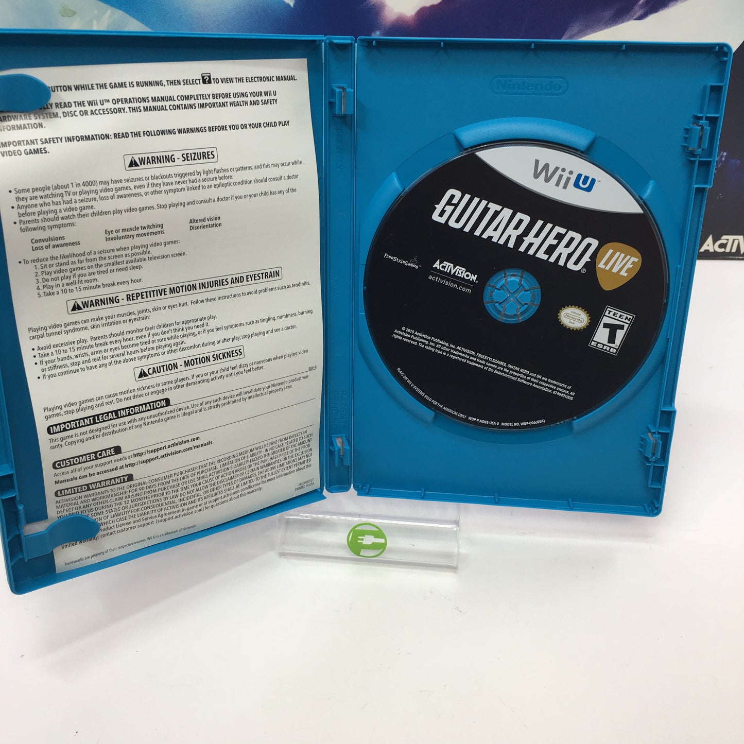 Wii U Guitar Hero Live w/ Original Box, Game and Dongle