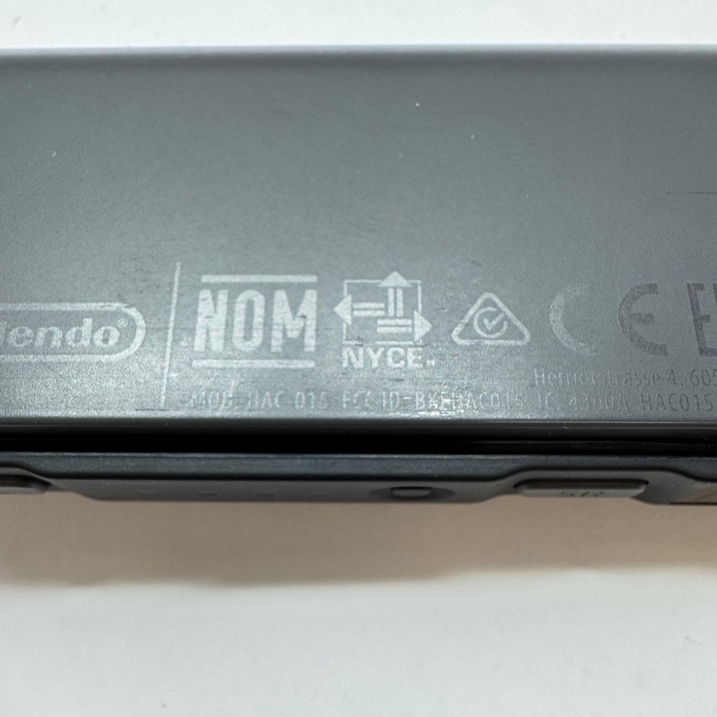 Nintendo Switch Joy-Cons Pair Controller HAC-015/HAC-016 Gray W/ Grip