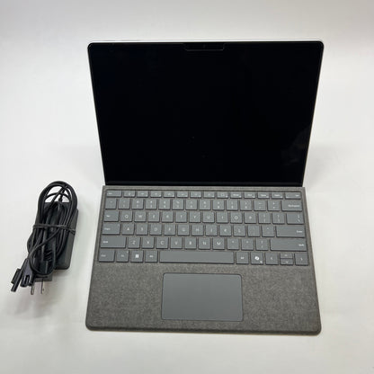 Microsoft Surface Pro 10 for Business 2079 13" Core Ultra 5 135U 2.1GHz 8GB RAM