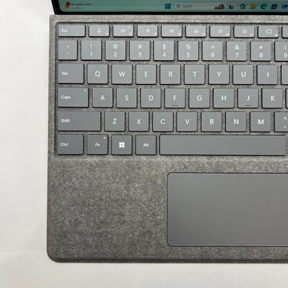Microsoft Surface Pro 10 for Business 2079 13" Core Ultra 5 135U 2.1GHz 8GB RAM