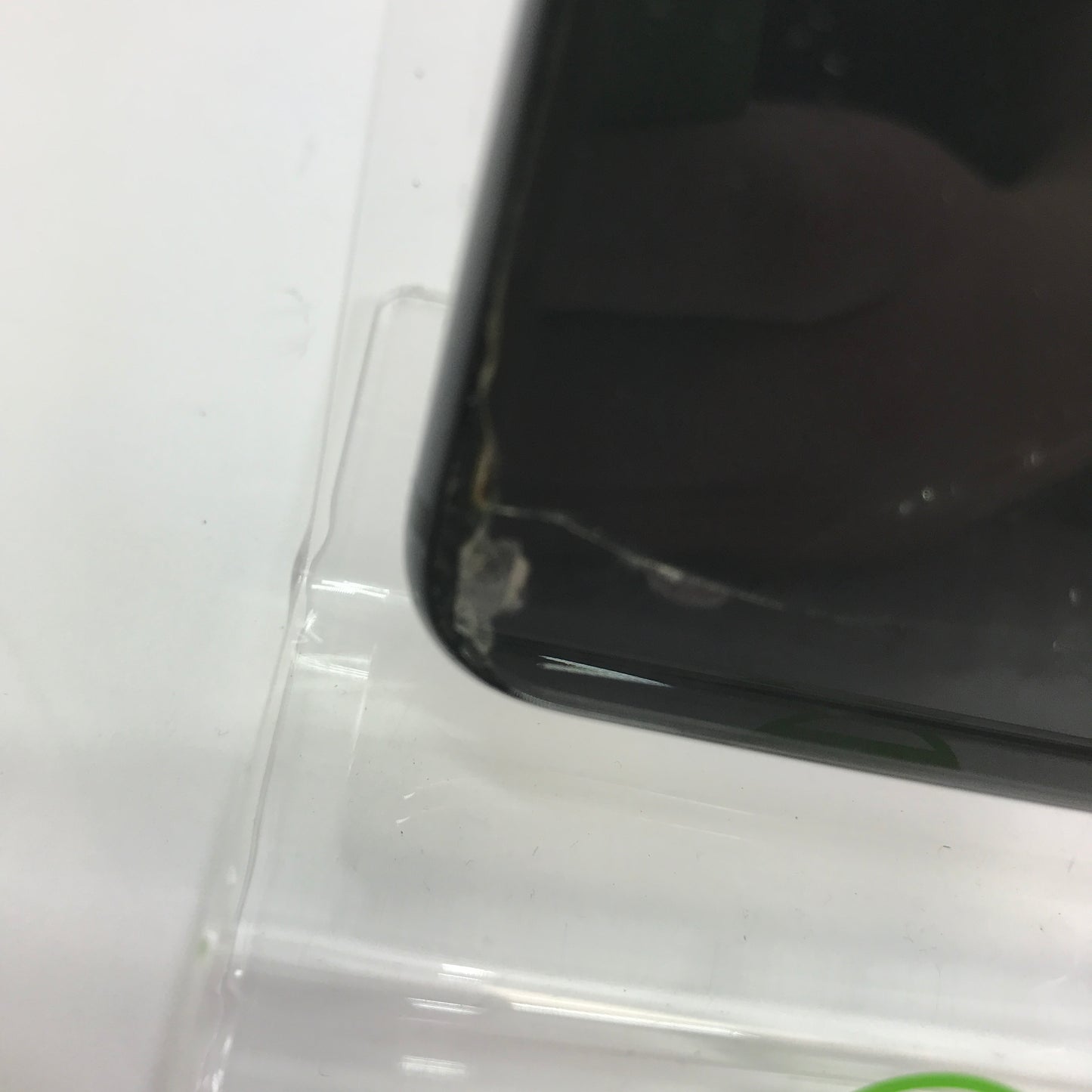 Broken Unlocked Apple iPhone 8 64GB  MQ6V2LL/A Cracked Back Parts Only, READ