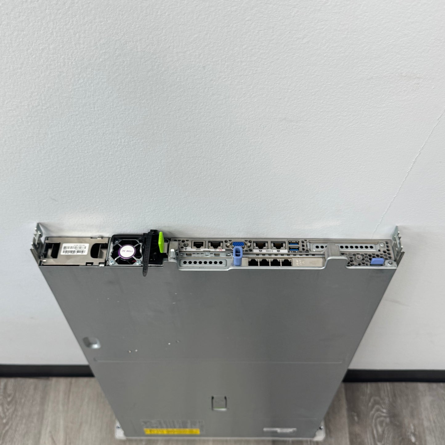 Cisco UCS-C220-M5 Server 74-105774-03