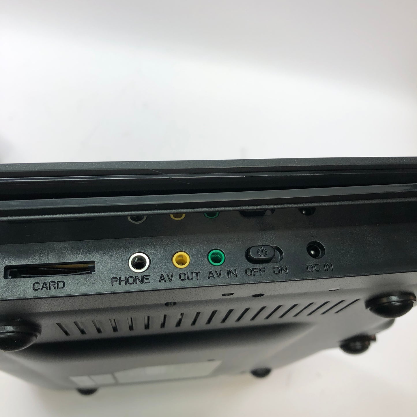 Proscan pdvd1332 Portable DVD Player 13.3" Screen CD Player with SD Card Slot