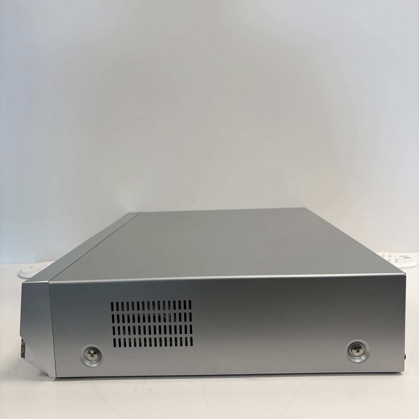 Panasonic DMR-E75V VHS/DVD Player