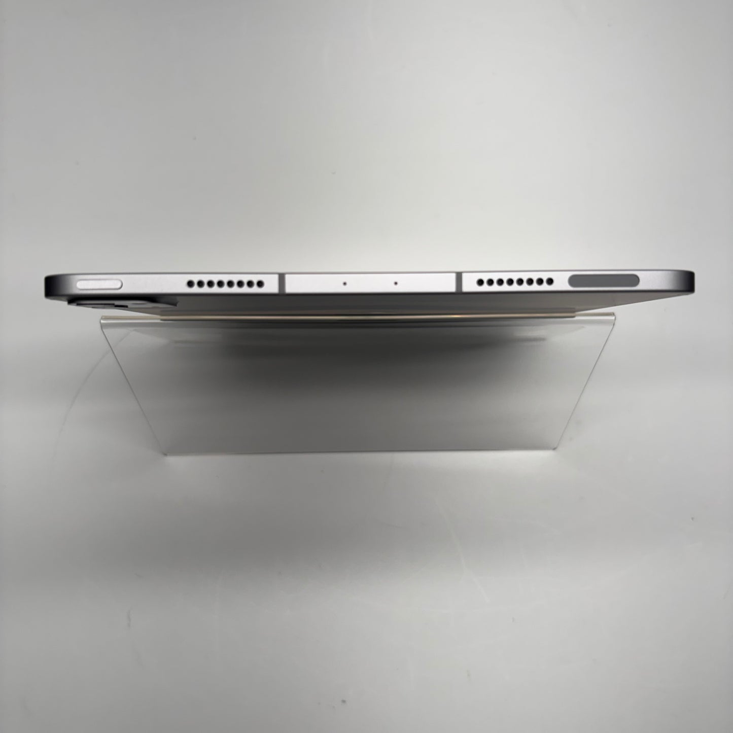 Unlocked Apple iPad Pro 11" 4th Gen 128GB Silver MP553LL/A