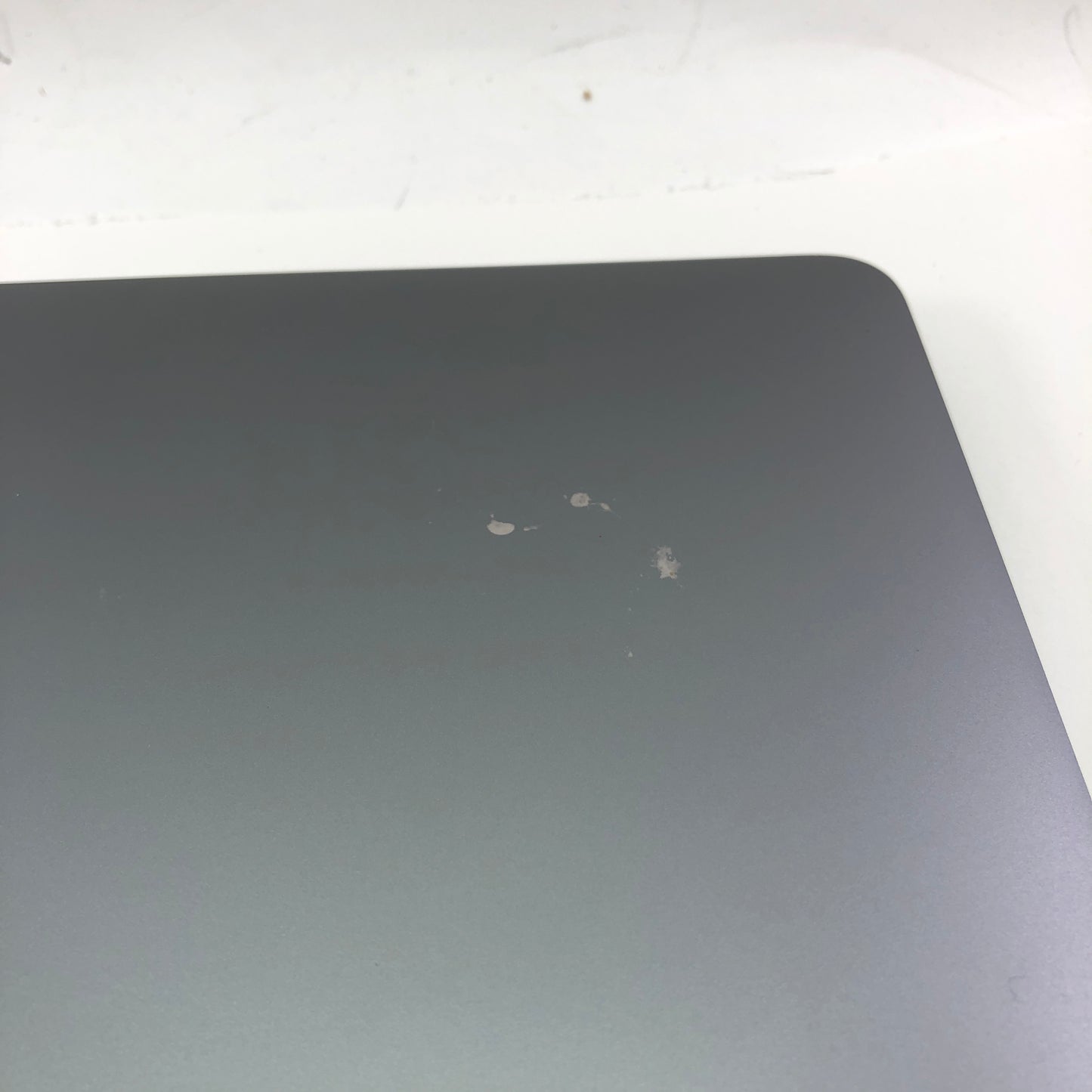 2020 Apple MacBook Air 13.3" M1 7C GPU 3.2GHz 8GB RAM 256GB SSD A2337