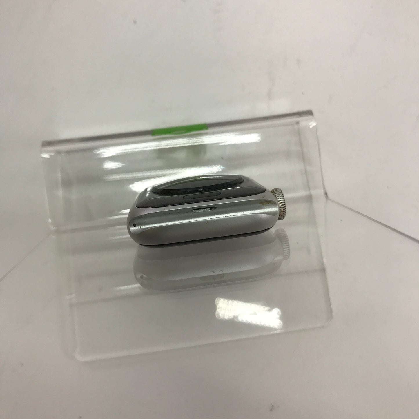 Unlocked Apple Watch SE 1st Gen 40MM Silver Aluminum 98% Battery Life