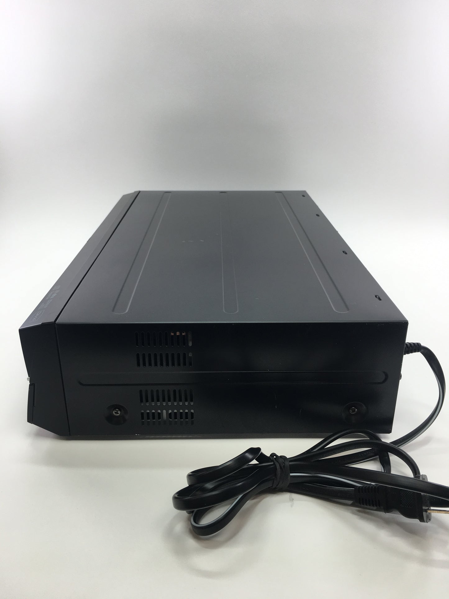 Toshiba DVD/Video Cassette Recorder DVR620KU, Tested and Working, No Remote