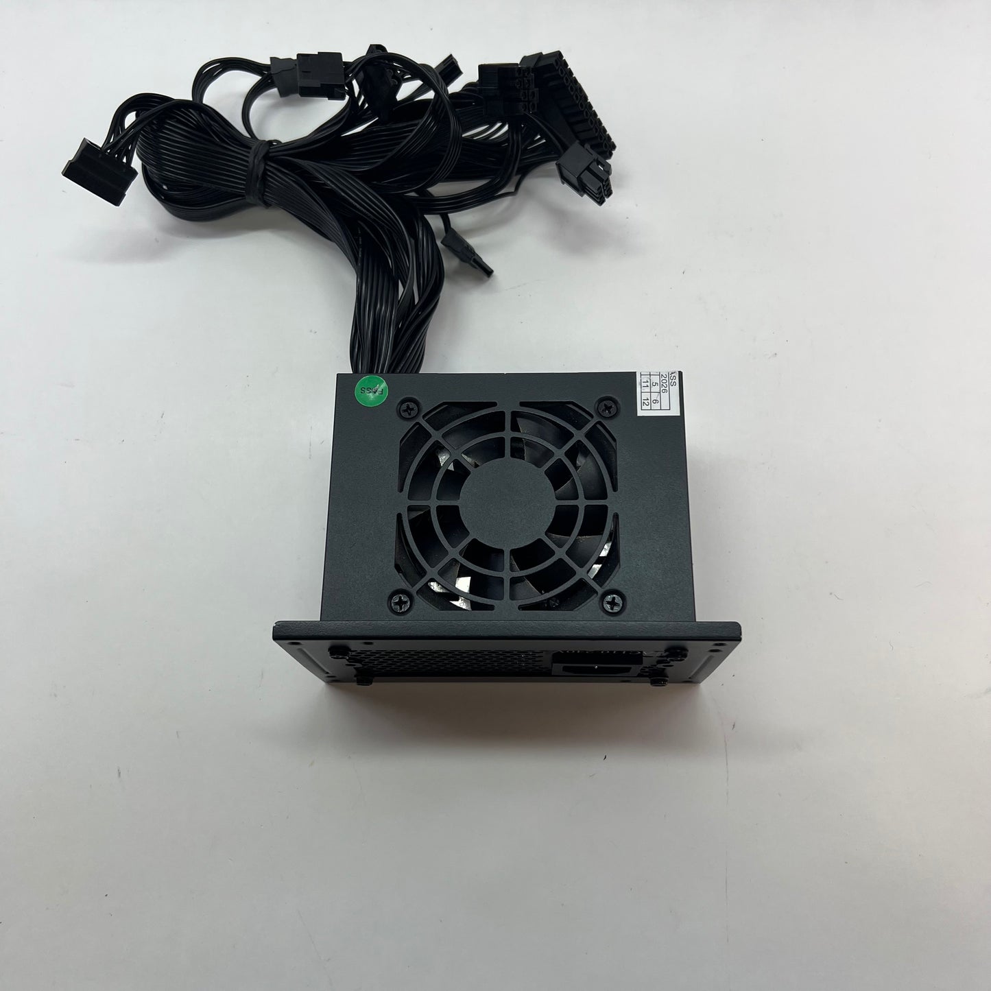 ESGaming SFX 500W NA 80 Plus 500W Non Modular Power Supply