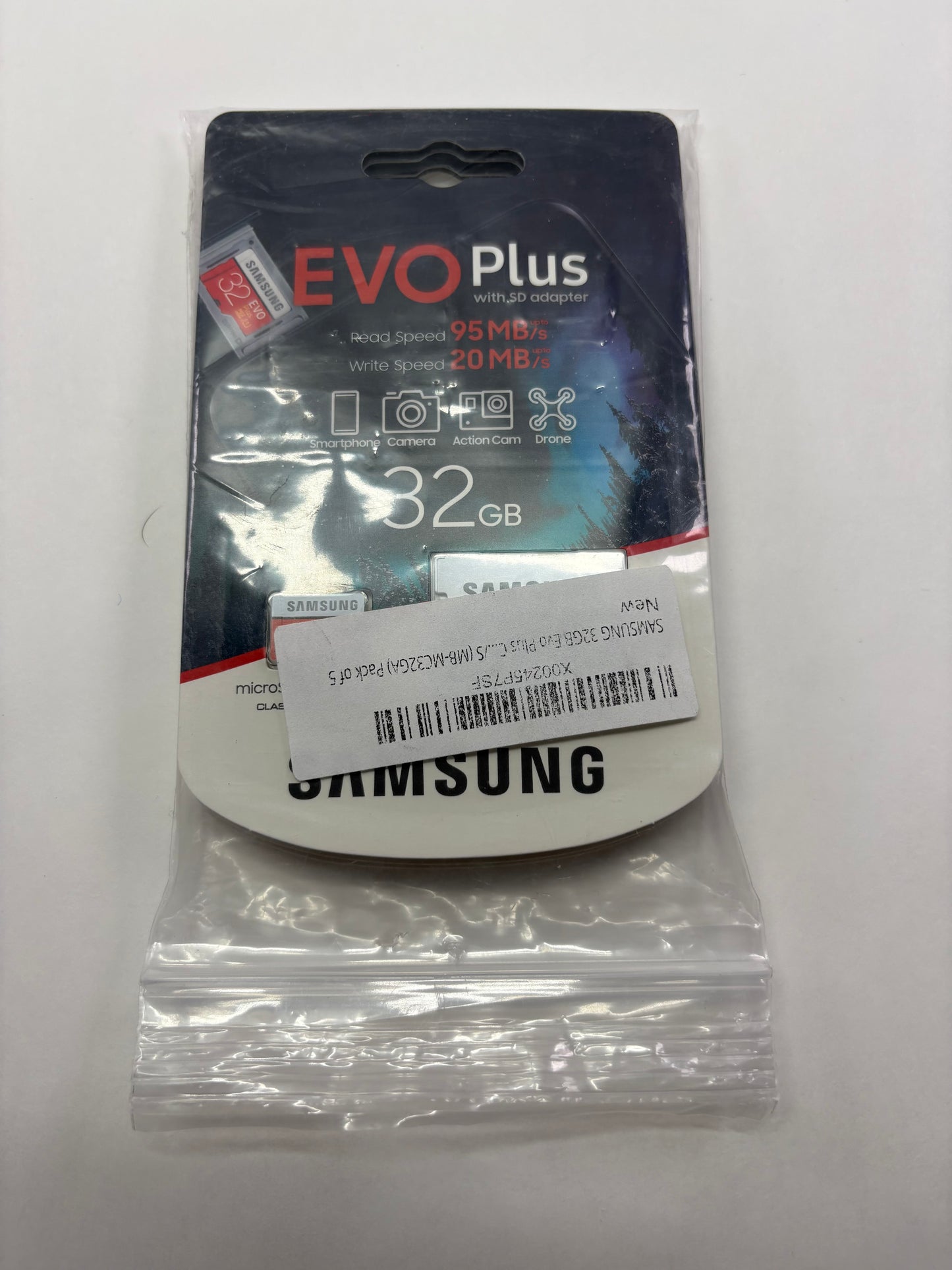 4 Samsung 32GB Micro SDHC UHS-I Cards & Adaptors