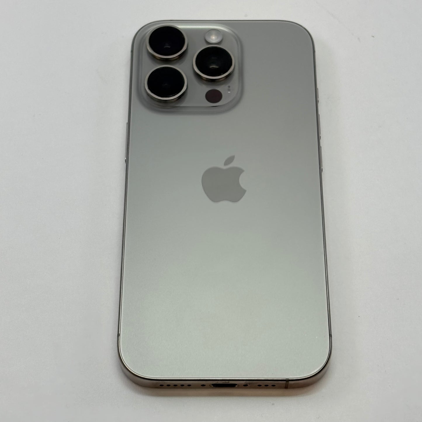 Factory Unlocked Apple iPhone 16 Pro 128GB Natural Titanium MYMD3LL/A