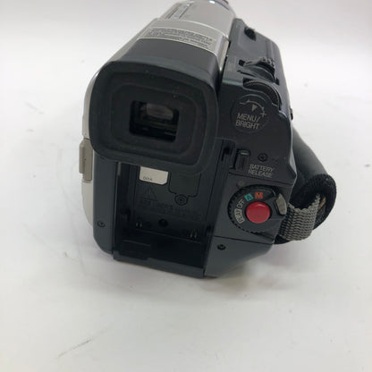 Broken JVC GR-DVL805U Digital Video Camera Parts Only READ Power Issue