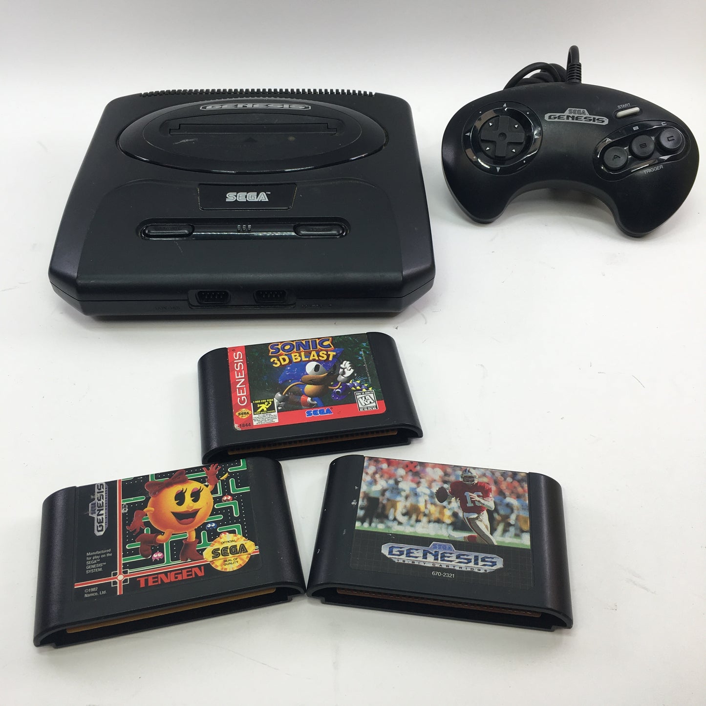 Sega Genesis Video Game Console Black MK-1631 w Controller and 3 Games
