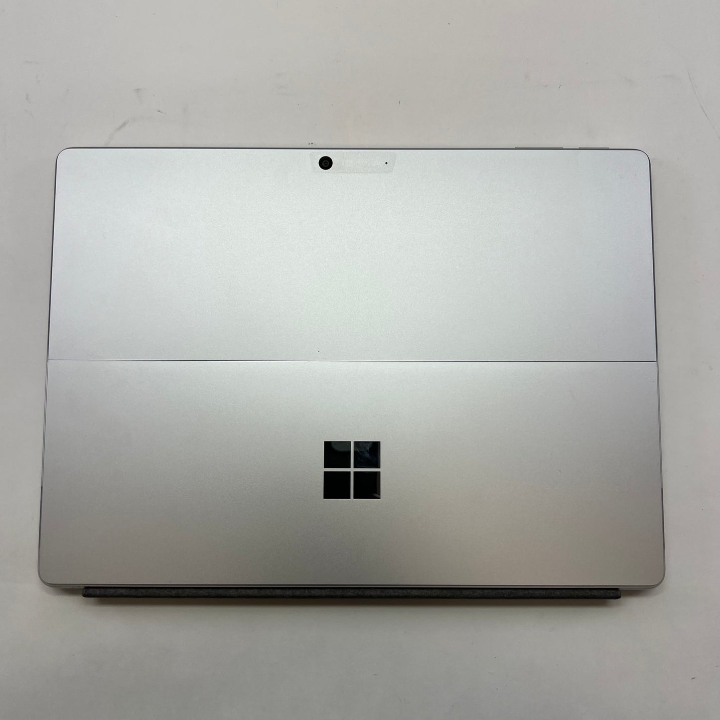 Microsoft Surface Pro 10 for Business 2079 13" Core Ultra 5 135U 2.1GHz 8GB RAM