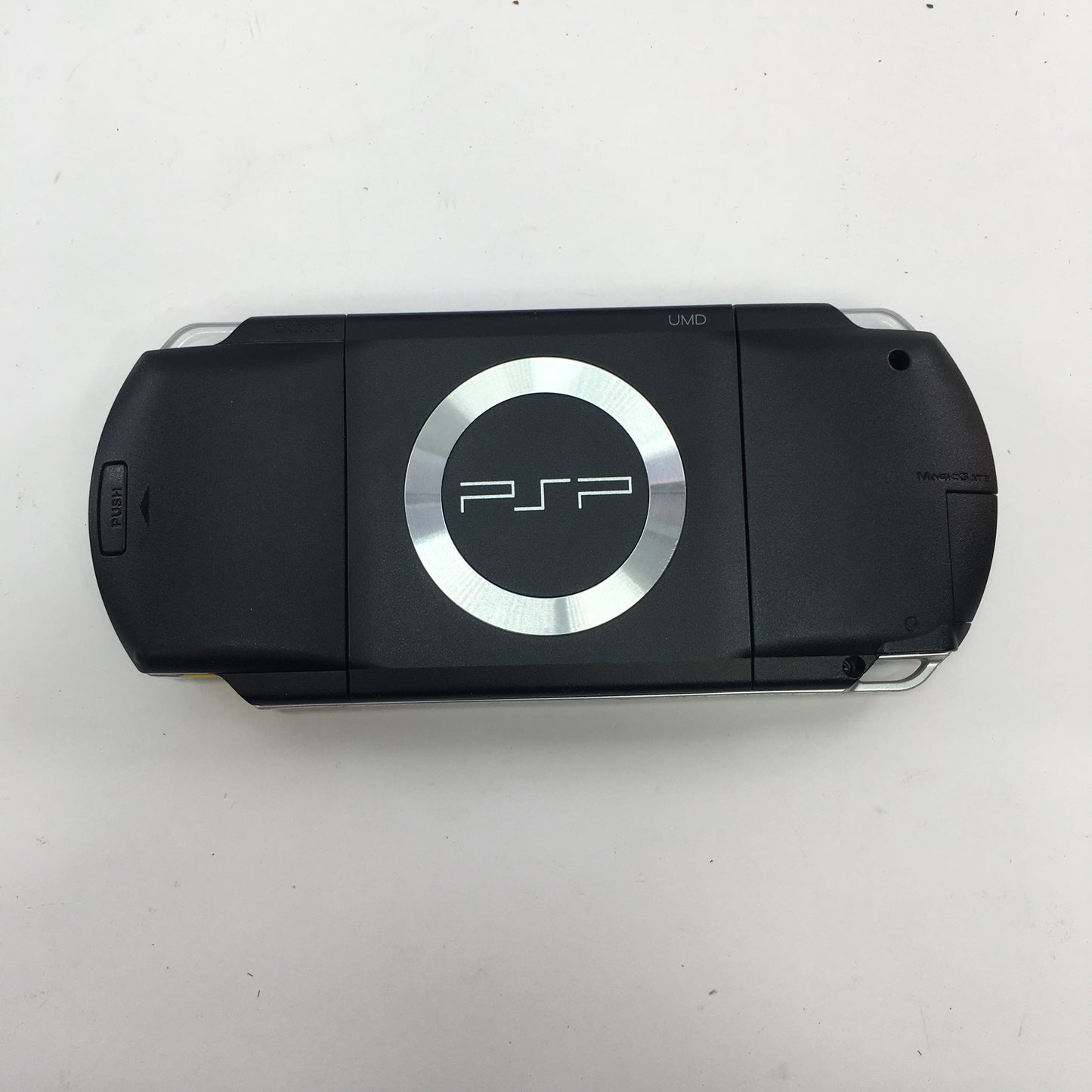 Broken Sony Playstation Portable PSP PSP-1001 Handheld Game System Only READ