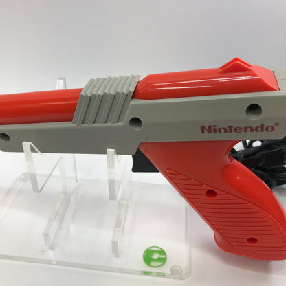 Nintendo NES Zapper Controller NES-005 Orange w Manual and Mario/Duck Hunt