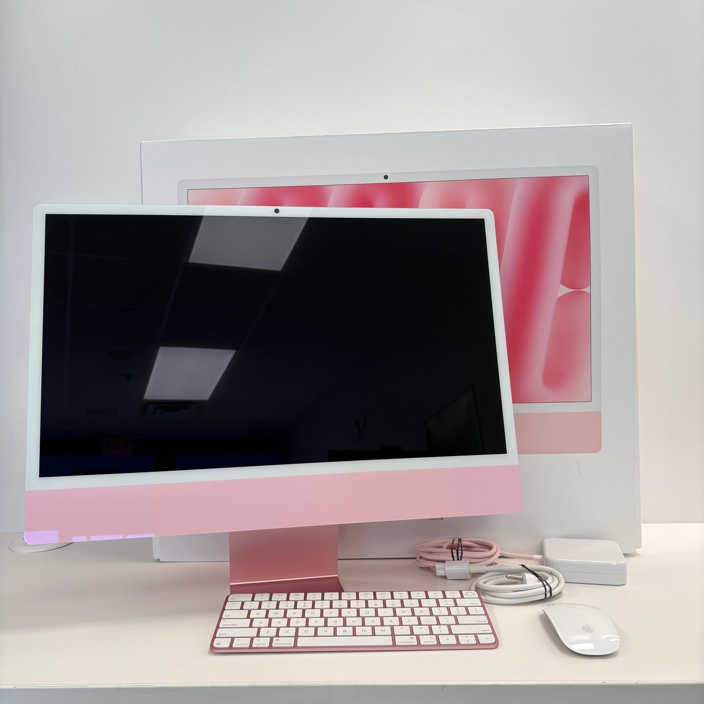 2024 Apple iMac 24" M4 10 Core 4.5GHz 16GB RAM 256GB SSD Pink MWV43LL/A