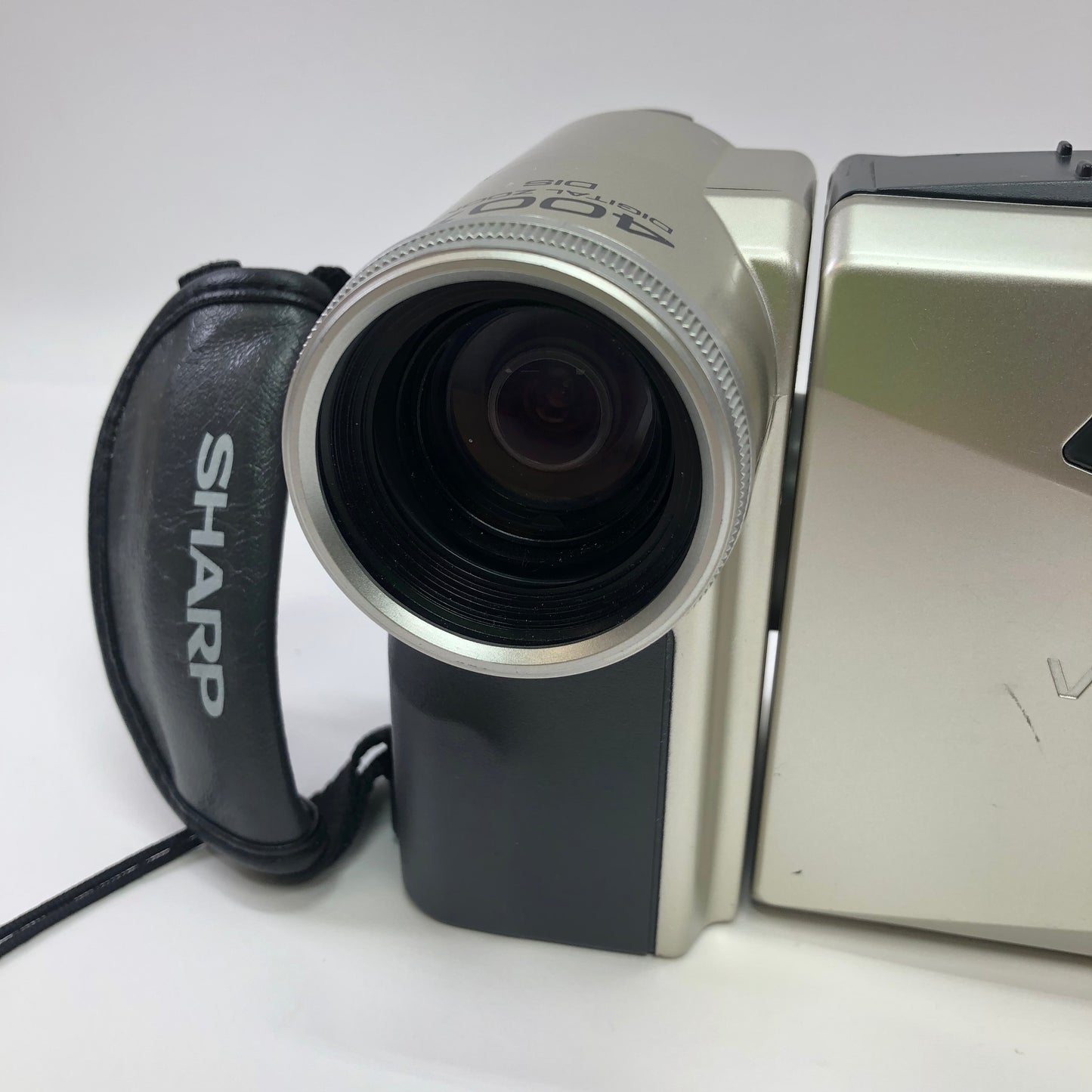 Broken Sharp Viewcam Hi 8 Hi-8 Analog Camcorder VL-AH50 Bad Battery, Untested