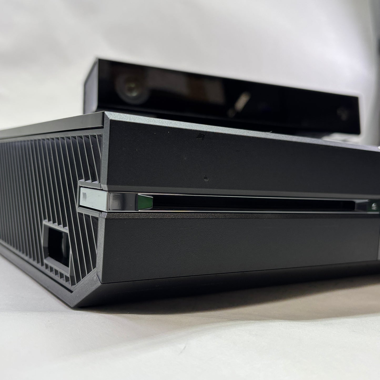 Microsoft Xbox One 500GB Console Gaming System Only Black 1540